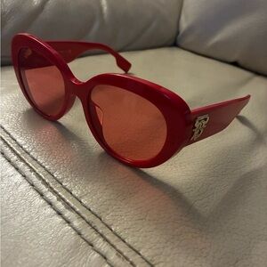 Chic Red Sunglasses